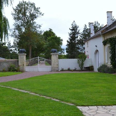 Bed and Breakfast Le Domaine Des Bois Mauzé-Thouarsais Exterior foto