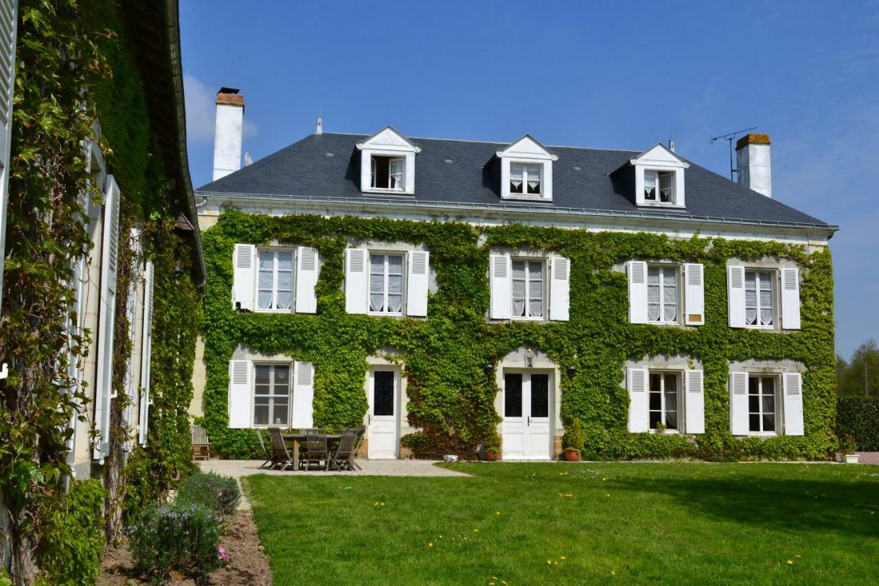 Bed and Breakfast Le Domaine Des Bois Mauzé-Thouarsais Exterior foto